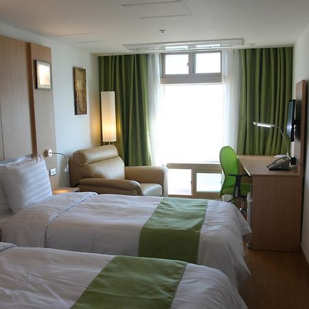 Gunsan Apple Tree Hotel Екстериор снимка