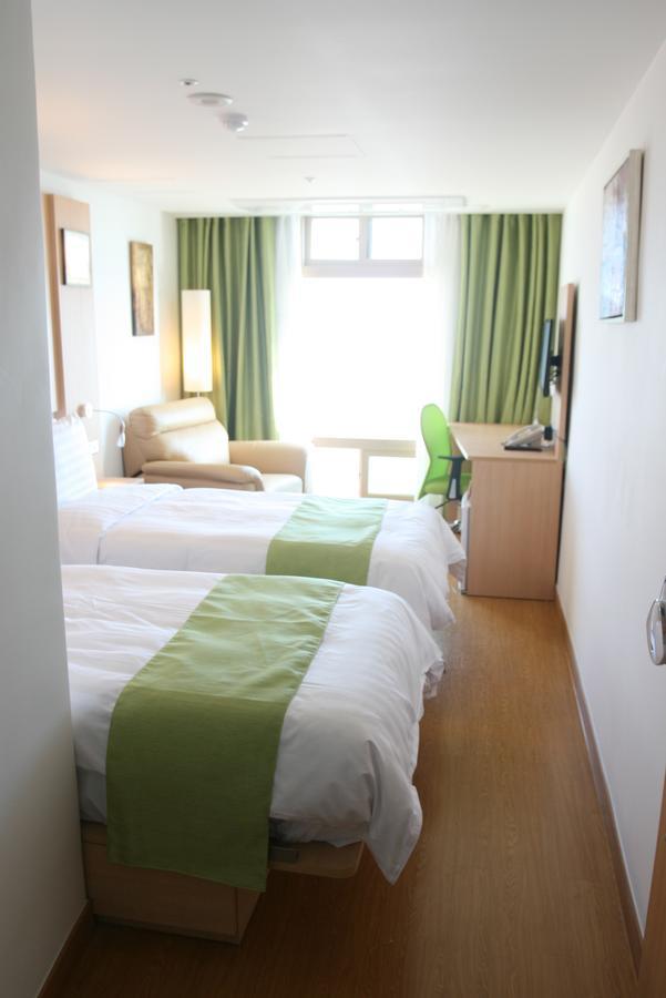 Gunsan Apple Tree Hotel Екстериор снимка