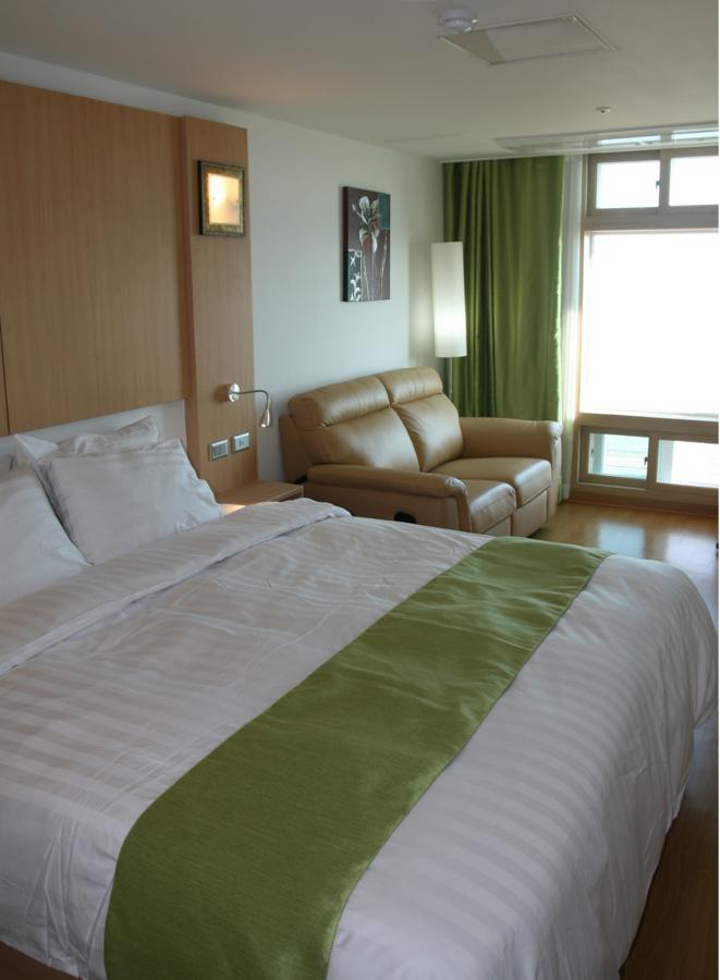 Gunsan Apple Tree Hotel Екстериор снимка