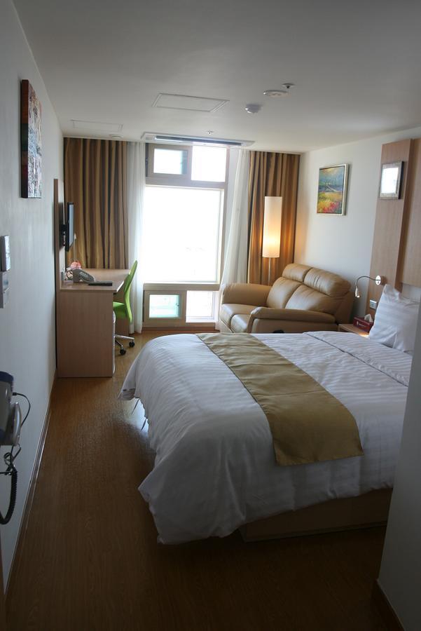Gunsan Apple Tree Hotel Екстериор снимка