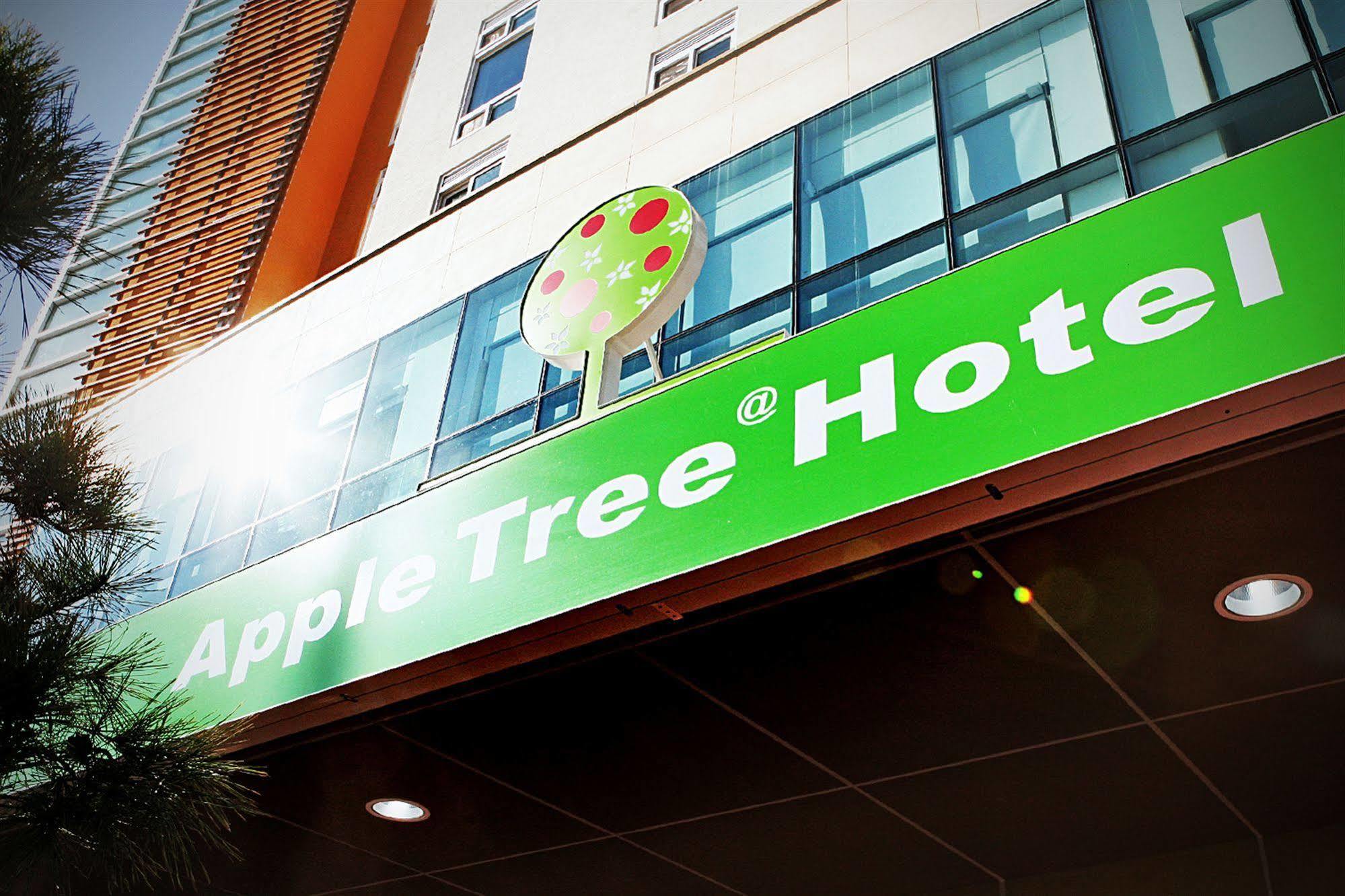 Gunsan Apple Tree Hotel Екстериор снимка