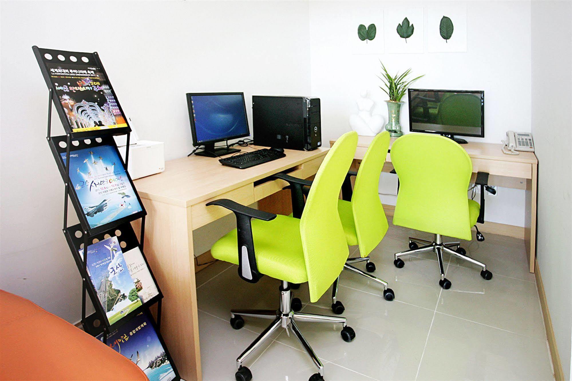 Gunsan Apple Tree Hotel Екстериор снимка