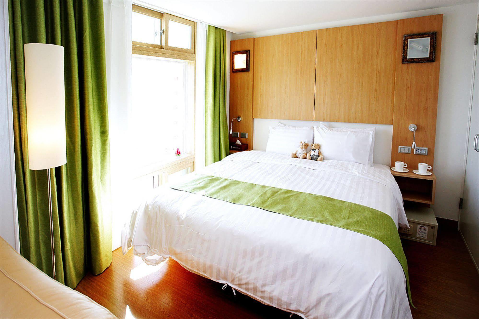 Gunsan Apple Tree Hotel Екстериор снимка