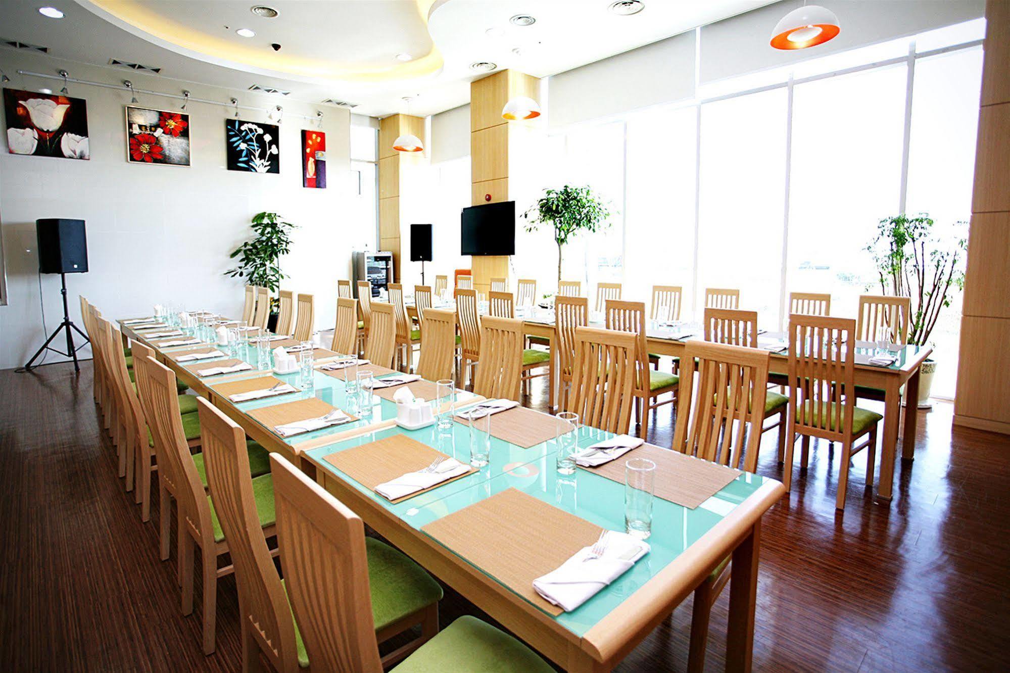 Gunsan Apple Tree Hotel Екстериор снимка